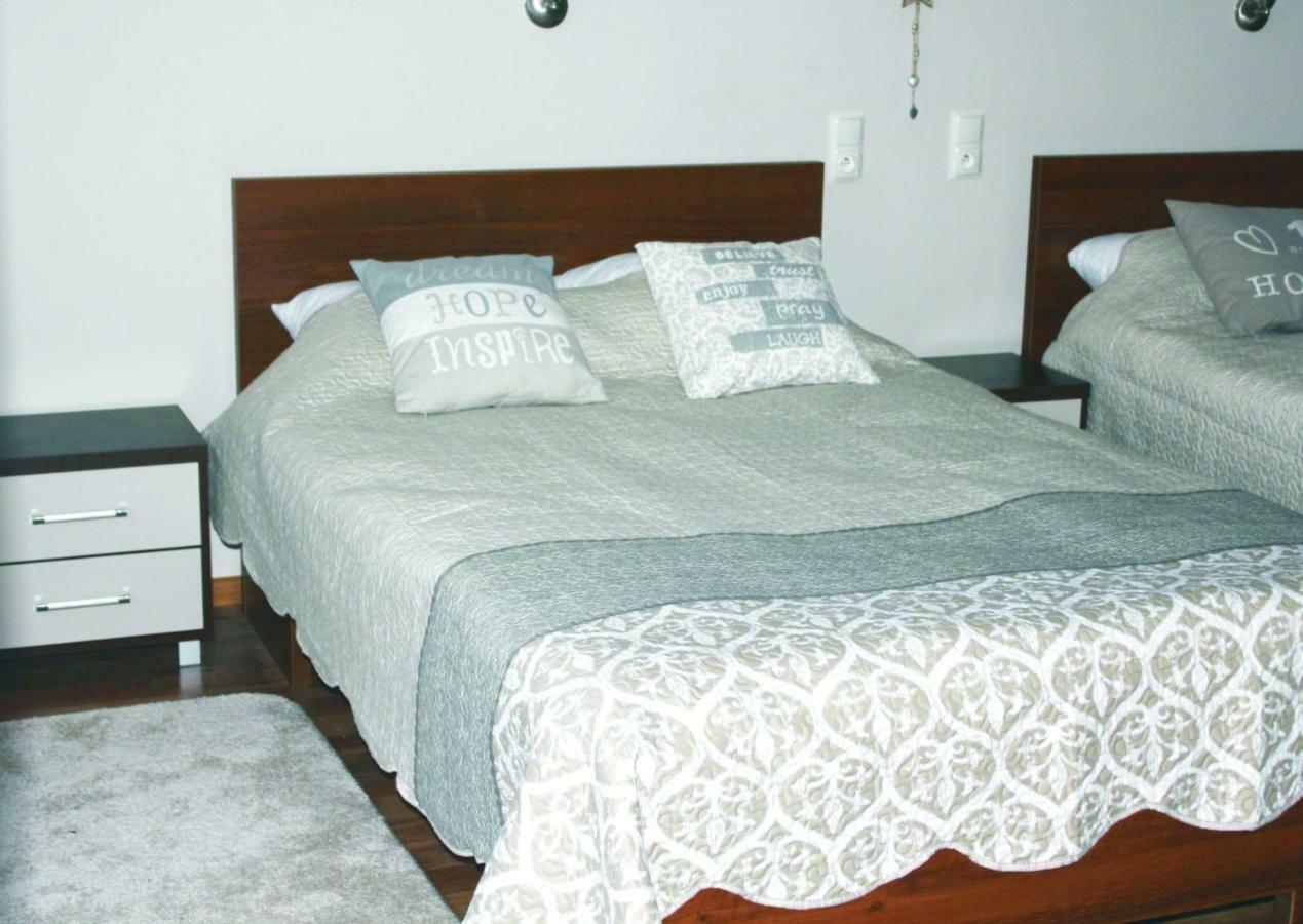 Apartamenty Jja กรินีซา ดรอยจ์ ภายนอก รูปภาพ